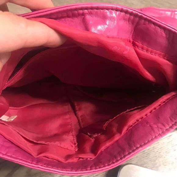 Candies Hot Pink Crossbody Bag Faux Leather 10 X 8 Inches - Picture 5 of 5